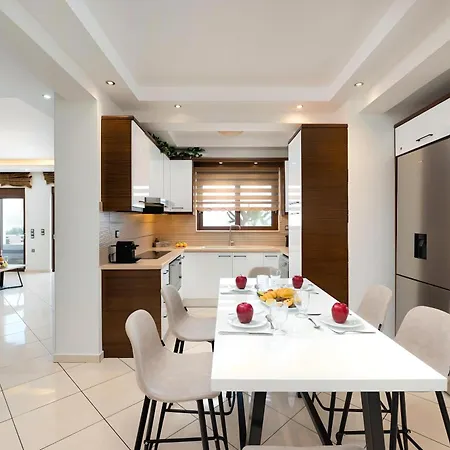 Sunlight Grand 3 Beheizte Pools 36 Gaeste Feriehus Georgioupoli