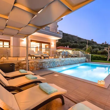 Sunlight Grand 3 Beheizte Pools 36 Gaeste Feriehus