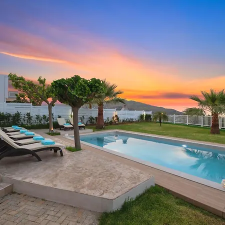 Feriehus Sunlight Grand 3 Beheizte Pools 36 Gaeste *
